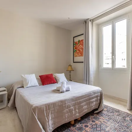 Heart Of Luxury - Steps From & Palais Appartement Cannes