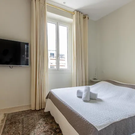 Appartement Heart Of Luxury - Steps From & Palais Cannes