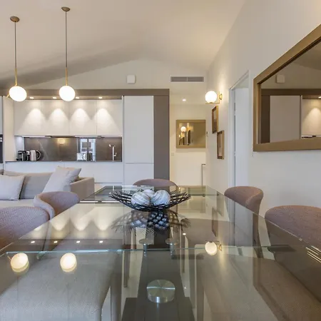 Appartement Heart Of Luxury - Steps From & Palais