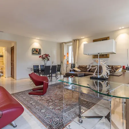 Heart Of Luxury - Steps From & Palais